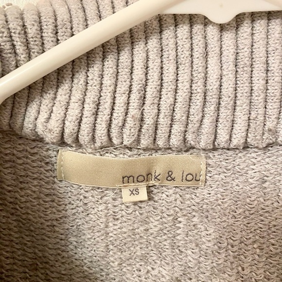 MONK & LOU Kinley Pullover Tunic - Picture 5 of 6